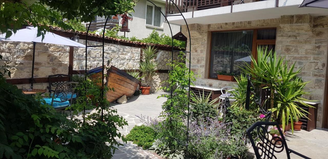 Kirios Hotel Nesebar Ngoại thất bức ảnh