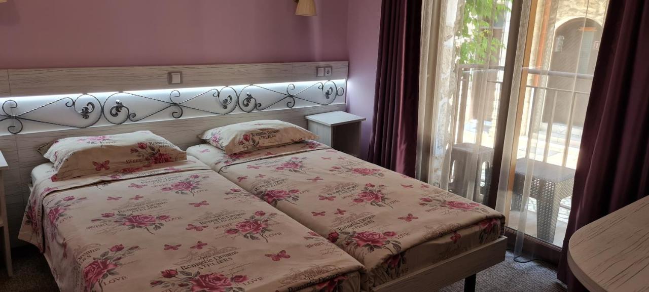 Kirios Hotel Nesebar Ngoại thất bức ảnh